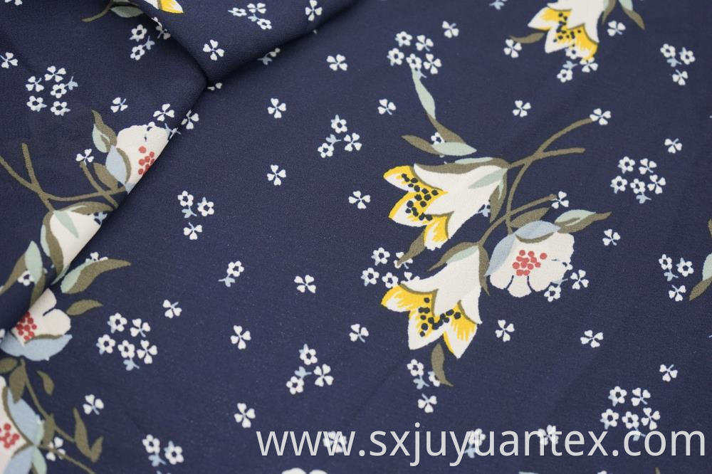 Polyester Lily Print Fabric